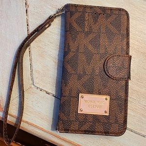 Michael Kors IPhone 6+ case